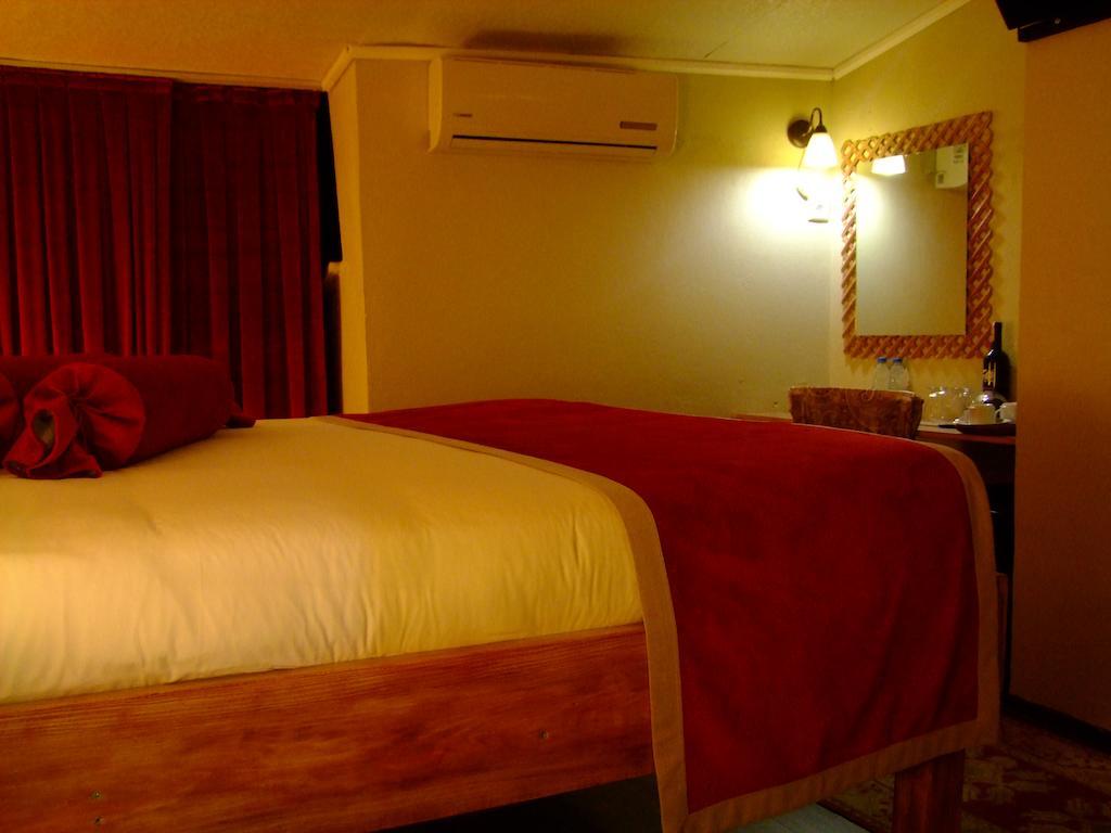 Hotel Ishakpasa Konagi Estambul Habitación foto