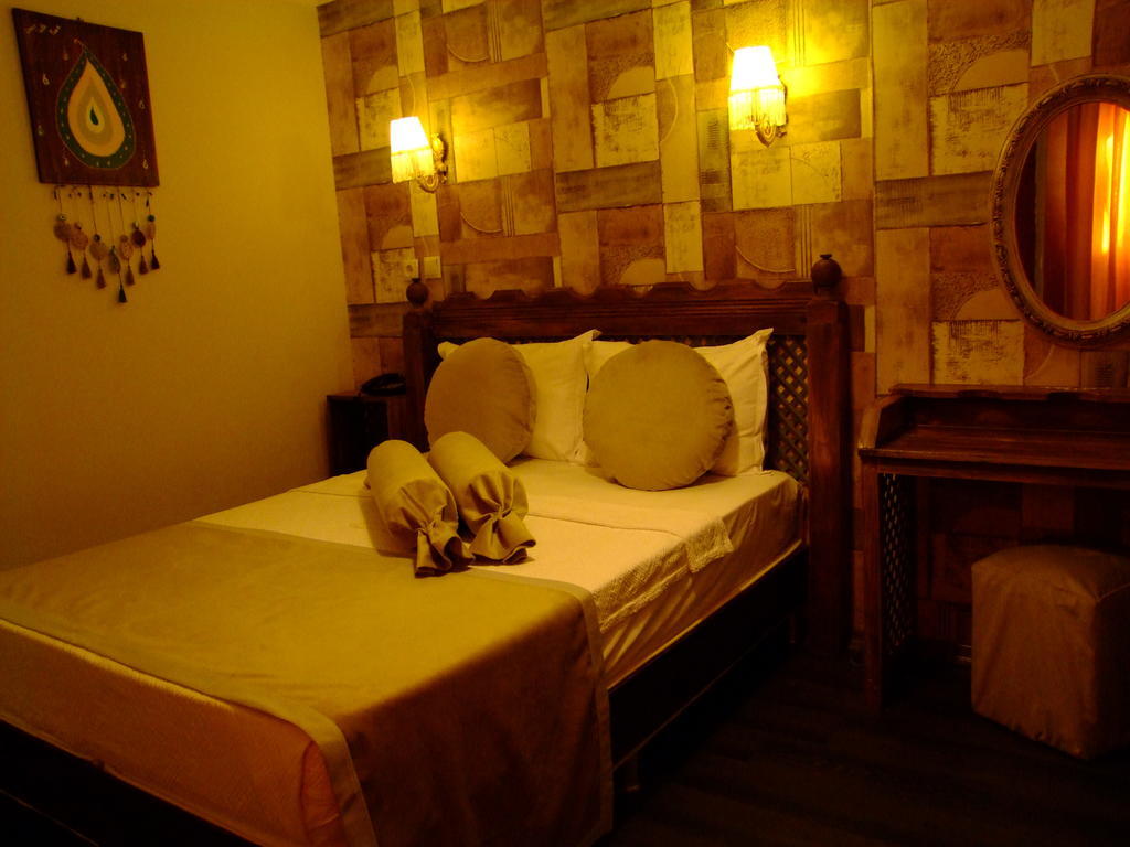 Hotel Ishakpasa Konagi Estambul Habitación foto